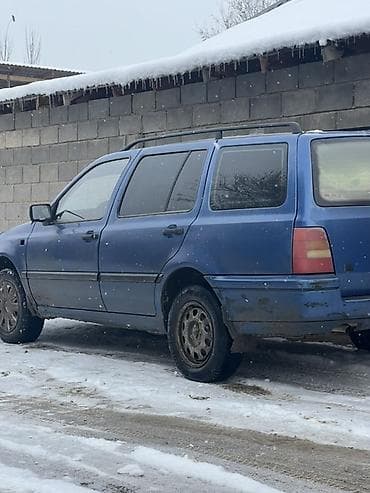 гоф тройка: Volkswagen Golf Variant: 1994 г., 1.8 л, Механика, Бензин, Универсал — 4