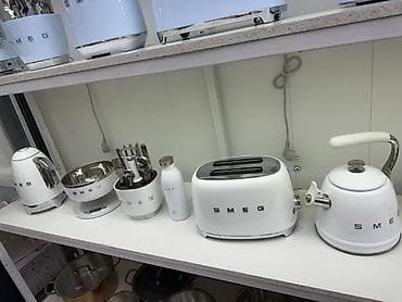 kitchen aid: Техника и кухонные аксессуары SMEG в фирменном ретро-стиле. На фото — 1
