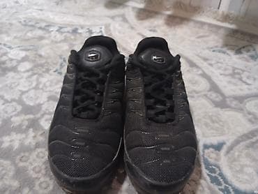 жордан 4: Кроссовки Nike Air Max Plus (Tuned Air, Tn) в черном цвете. - Верх — 3