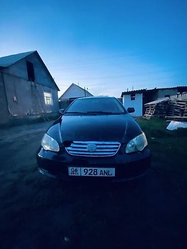 m111 2 2: Седан черного цвета. Кузов 4‑дверный, компактного класса — 7