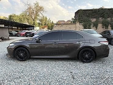 70: Toyota Camry: 2018 г., 2.5 л, Автомат, Гибрид, Седан — 9