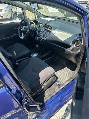 lexus 2001: Honda Fit: 2009 г., 1.5 л, Автомат, Бензин, Хэтчбэк — 10