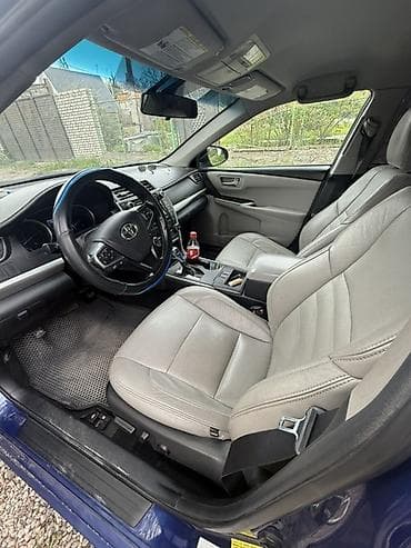 фит 2015: Toyota Camry: 2015 г., 2.5 л, Автомат, Гибрид, Седан — 5