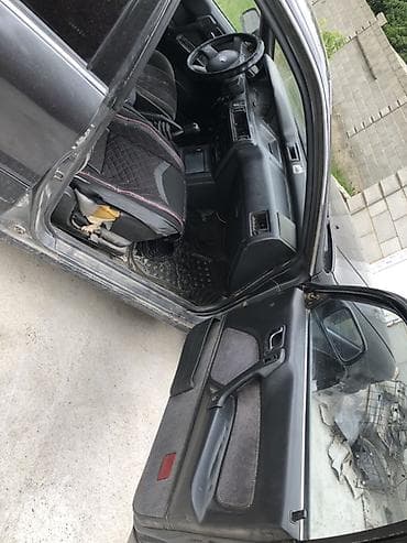 кия ceed: Mitsubishi Galant: 1989 г., 2 л, Механика, Бензин, Седан — 4