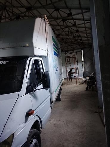 Грузовик, Mercedes-Benz, Стандарт, 4 т, Б/у — 2