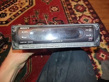 обмен на колонку: Автомагнитола Sony CDX-R5610 - Форматы: CD/MP3 (ATRAC CD), поддержка — 1