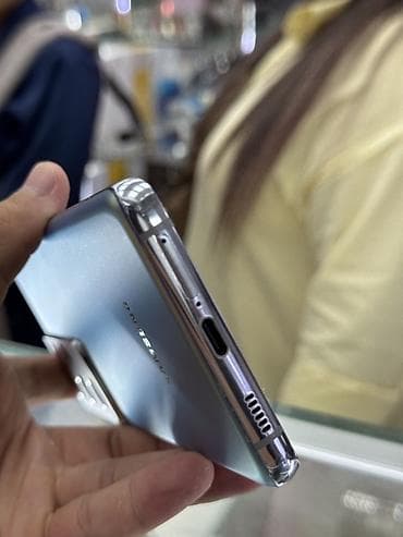 самсун с21: Samsung Galaxy S21 Ultra 5G - Корпус: стекло и металл, цвет — — 1