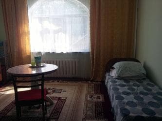 дом долгосрочная аренда: Частный пансион для пожилых "дом хамида" осоо "уход". Тюменская 47 — 3