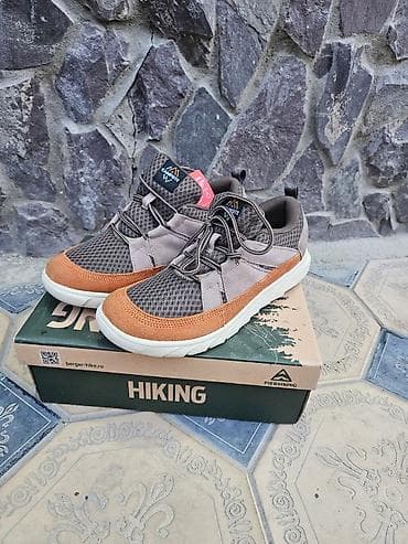 lunar gato: Мужские кроссовки, 41.5, Б/у, цвет - Серый — 2