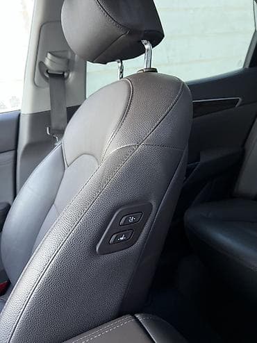4: Kia K7: 2018 г., 2.4 л, Автомат, Гибрид, Седан — 10