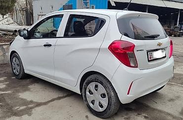 city: Chevrolet Spark: 2017 г., Ручные, Бензин, Хэтчбэк — 3