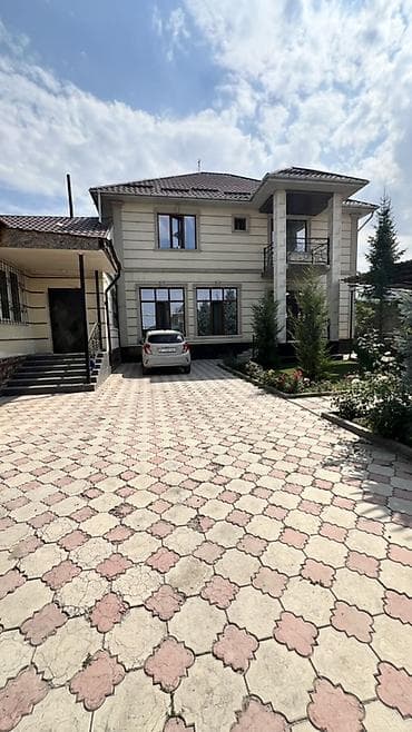 аренда дома арча бешик: 300 м², 10 бөлмө, Евроремонт, Кондиционер, Унаа токтотуучу жай — 1