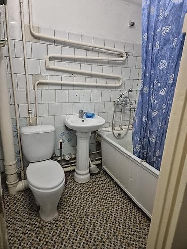 без хозяин: 3 комнаты, 58 м², 104 серия, 2 этаж, Старый ремонт — 10