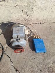 трёхфазный генератор: Элекьродвигатель с блоком регулировкой оборотов.Элетродвигатели — 15