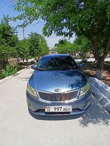 Продажа авто: Kia Rio: 2011 г., 1.6 л, Механика, Бензин, Седан — 4