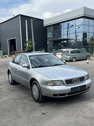 Audi A4: 1996 г., 1.8 л, Автомат, Бензин, Седан