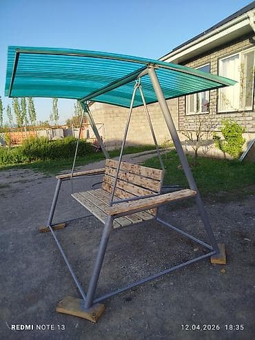 стол с зонтом: Садовые качели — 10
