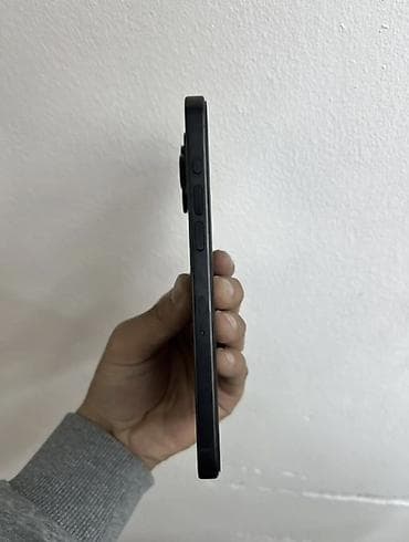 poco f5pro: IPhone 15 Pro, Новый, 256 ГБ, Черный, 83 % — 4