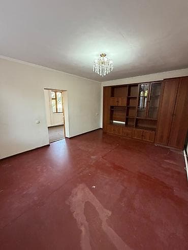 аренда на базаре: Аренда офисов, 150 м², В частном доме, 1 линия — 4