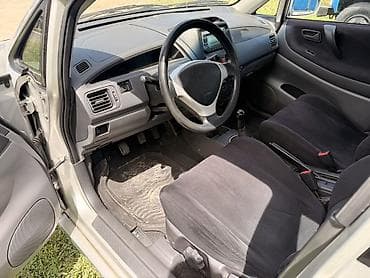 suzuki dr: Suzuki Liana: 2003 г., Механика, Бензин, Седан — 7