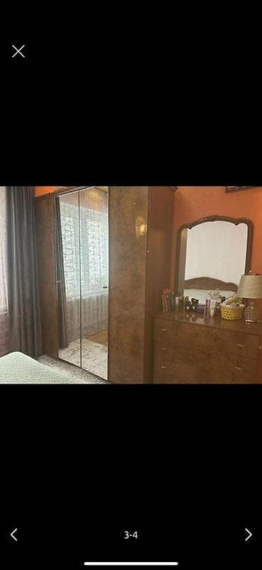 Стулья, табуретки: Спальный гарнитур, Б/у, Двуспальная кровать, Шкаф, Трюмо, Самовывоз — 1