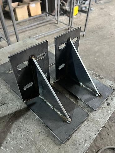 арматура металл: Стальные угловые кронштейны усиленные (комплект 2 шт.) - Материал — 3