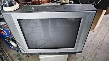 tcl: Продаю телевизоры lcd TCL 32" с пультом ДУ цена 4800сом, и кинескопный — 2