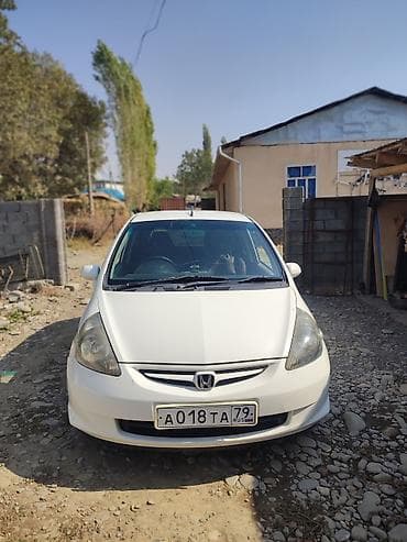 Honda Fit: 2003 г., Хетчбек