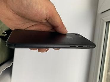продаю айфон 7: IPhone 7, Б/у, 32 ГБ, Черный, 78 % — 3