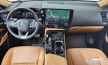 Продажа авто: Lexus NX: 2023 г., 2.5 л, Автомат, Гибрид, Кроссовер — 3