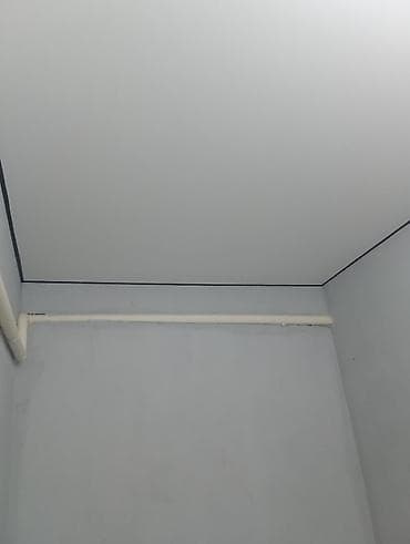 работа с пластиком: Натяжной потолок Матовое Монтаж — 4