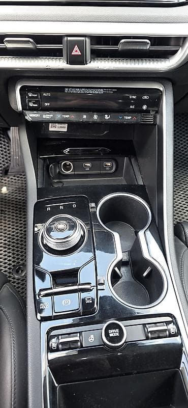 машина кридит: Kia K5: 2020 г., 2 л, Автомат, Гибрид, Седан — 10