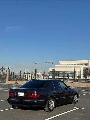 reno master: Mercedes-Benz E-Class: 1999 г., 3.2 л, Автомат, Газ, Седан — 2