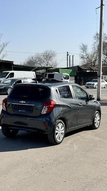 matiz 2013: Chevrolet Spark: 2016 г., 1 л, Автомат, Бензин, Хэтчбэк — 3