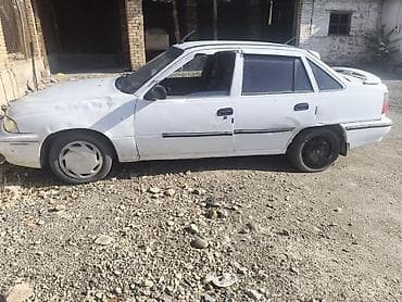 Daewoo Nexia: 2010 г., Механика, Седан