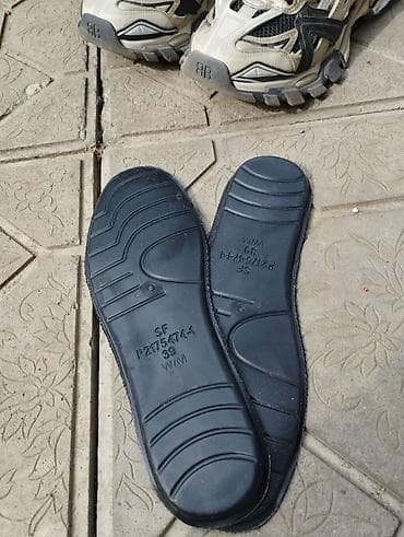 масси: Мужские кроссовки, 39, Balenciaga, Б/у, цвет - Бежевый, Самовывоз — 3