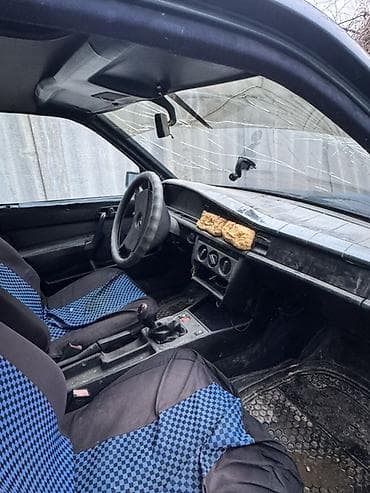 мерседес 190 дизил: Mercedes-Benz 190: 1985 г., 2 л, Ручные, Бензин, Седан — 7