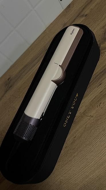 стик для волос: Расческа-выпрямитель Dyson — 2