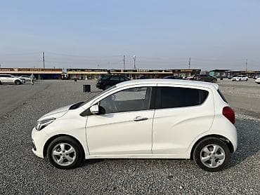 Chevrolet: Chevrolet Spark: 2017 г., 1 л, Автомат, Бензин, Хэтчбэк — 3