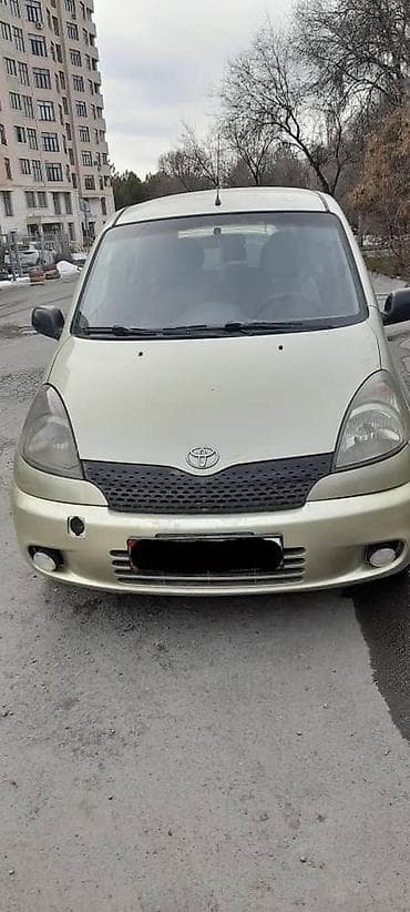 coroll: Toyota Yaris: 2004 г., 1.3 л, Ручные, Бензин — 2