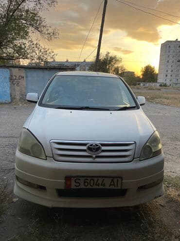 мотор х5: Toyota Ipsum: 2002 г., 2.4 л, Автомат, Газ, Минивэн — 4