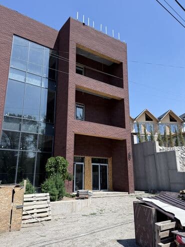 продаю пол дома район рабочий городок: Продаю Здание, 870 м² — 3