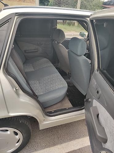 Daewoo Nexia: 2007 г., 1.5 л, Механика, Бензин, Седан — 10