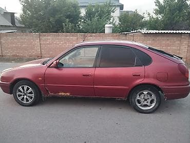 Продажа авто: Toyota Corolla: 1997 г., 1.6 л, Механика, Бензин, Хэтчбэк — 4