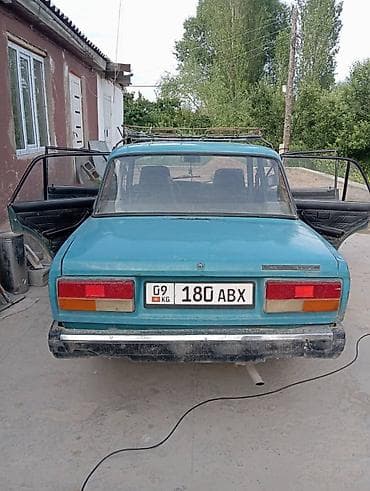 Унаа: ВАЗ (ЛАДА) 2107: 2004 г., Кол менен иштөөчү, Бензин, Седан — 2
