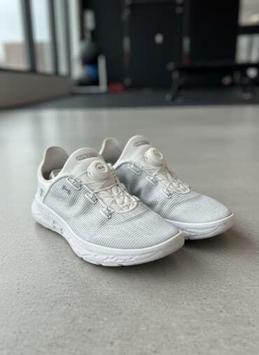 Мужские кроссовки, 40, Under Armour, Новый, цвет - Белый, Бесплатная доставка