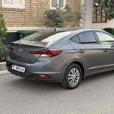 Hyundai Avante: 2019 г., 1.6 л, Автомат, Бензин, Седан — 6