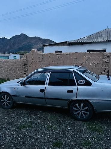 2 8: Daewoo Nexia: 2013 г., 1.5 л, Механика, Газ, Седан — 2