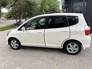 fit 2020: Honda Fit: 2004 г., Автомат, Бензин, Хэтчбэк — 3