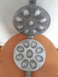 самовар тульский: Продаю советскую орешницу б/у. Одна ручка после ремонта. Это не мешает — 2